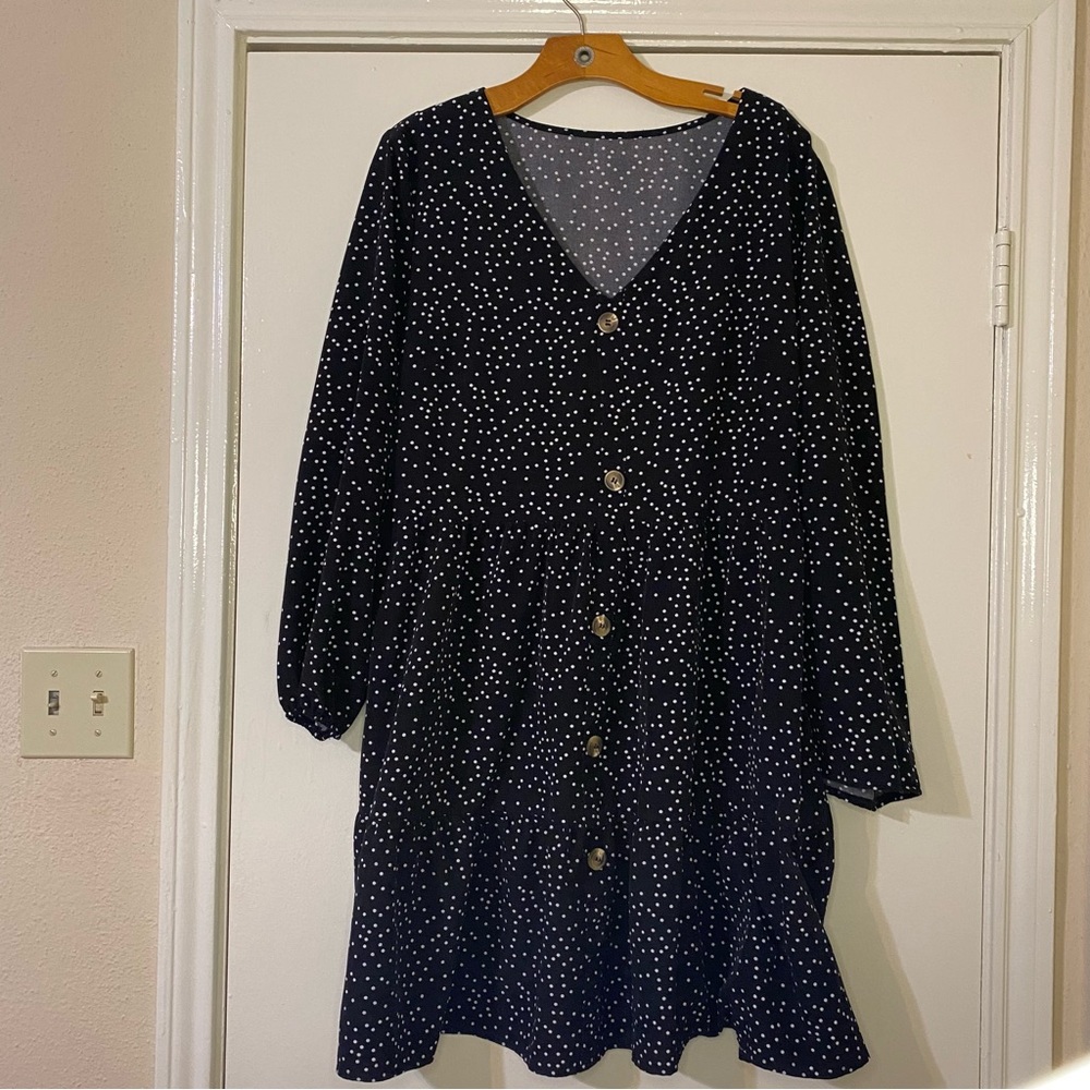 Plus size long sleeve polka dot dress size 1XL